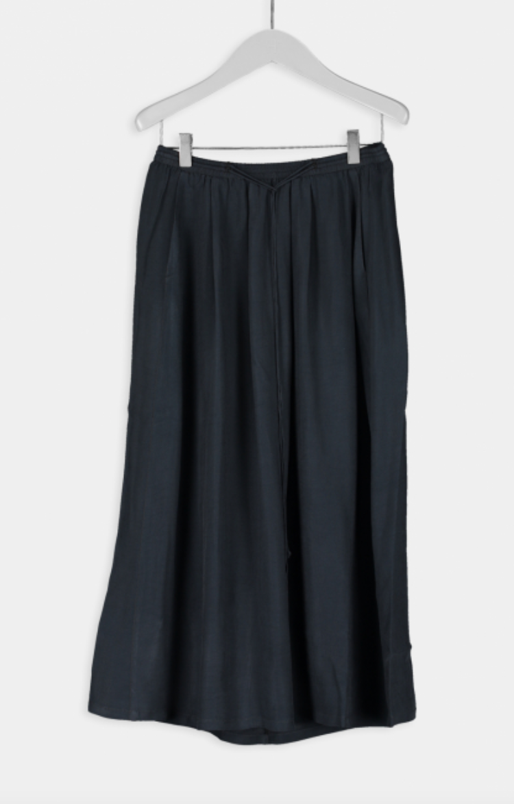 Hurtado skirt graphite