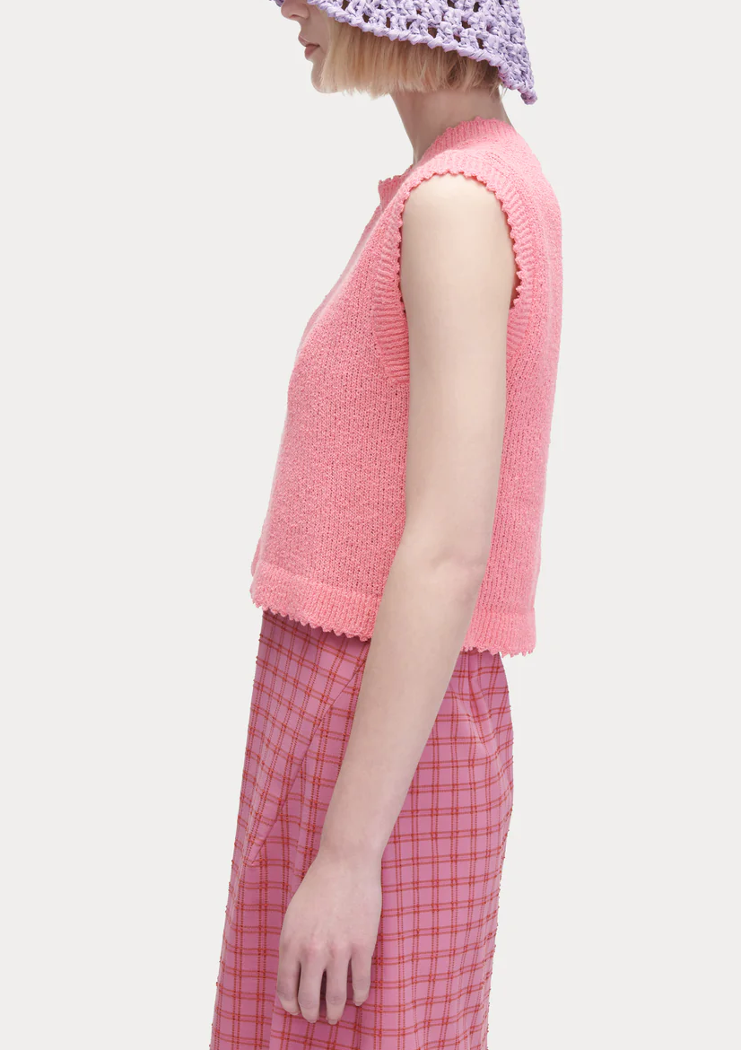 Relent top neon pink